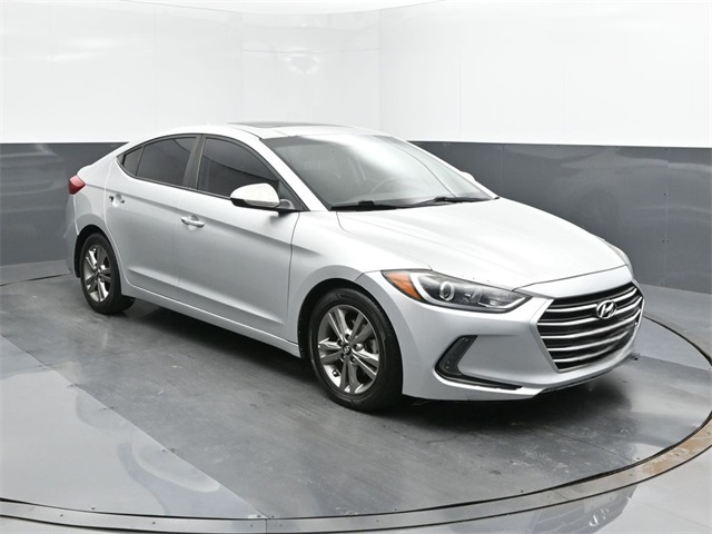2017 Hyundai Elantra Value Edition photo 3