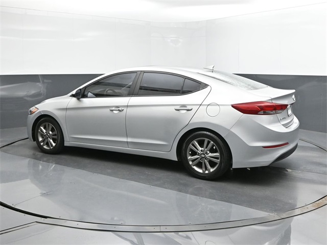 2017 Hyundai Elantra Value Edition photo 6