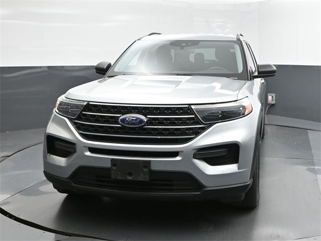 2020 Ford Explorer XLT photo 2
