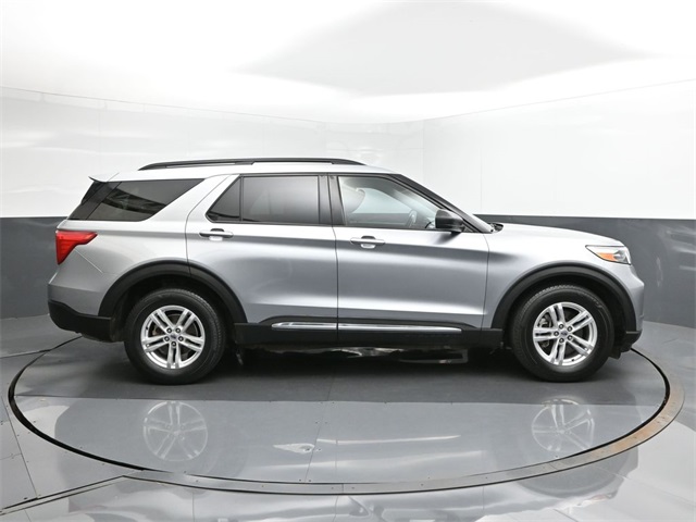 2020 Ford Explorer XLT photo 5