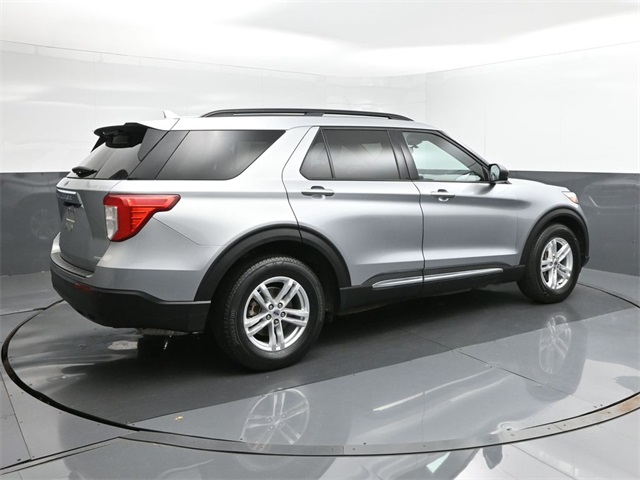 2020 Ford Explorer XLT photo 8