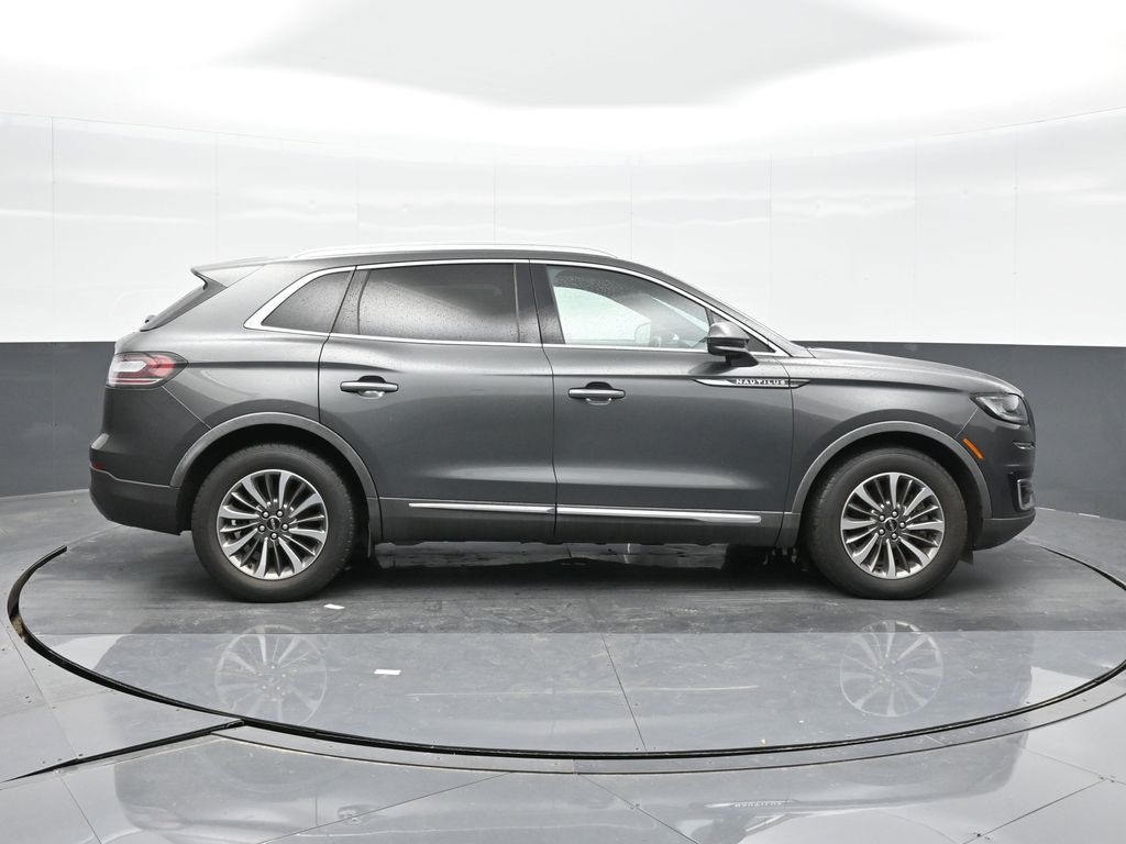 2020 Lincoln Nautilus Standard photo 7