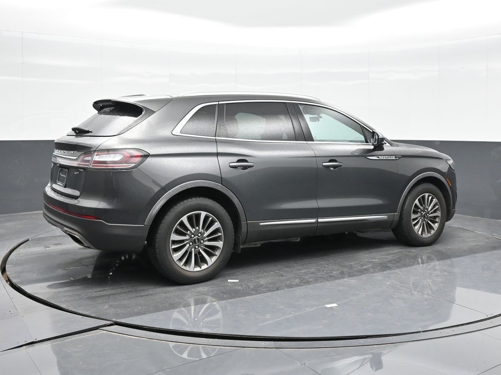 2020 Lincoln Nautilus Standard photo 9