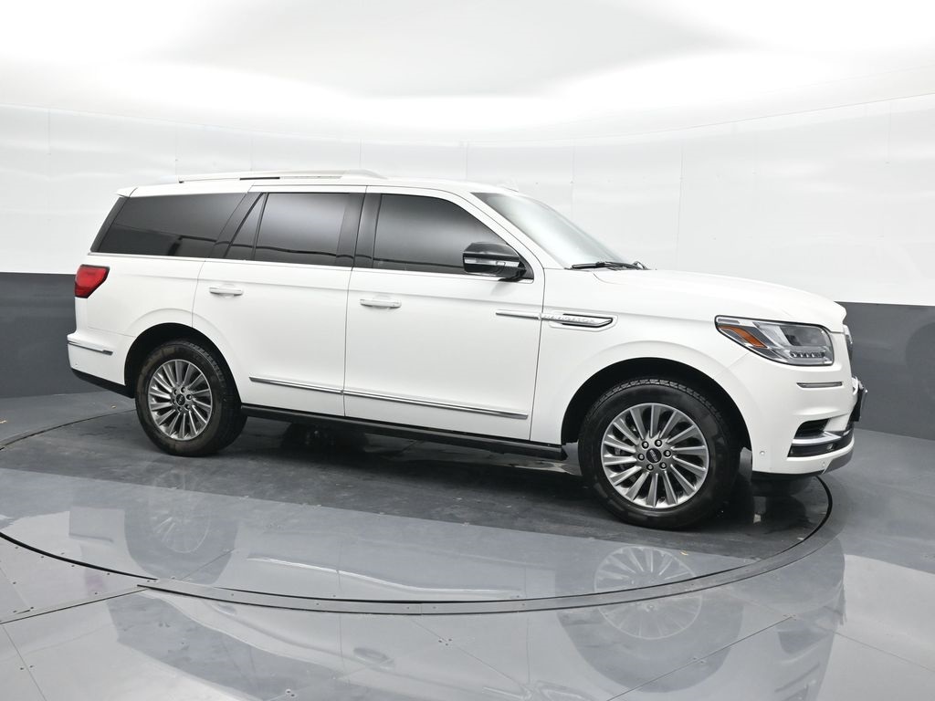 2020 Lincoln Navigator Standard photo 9