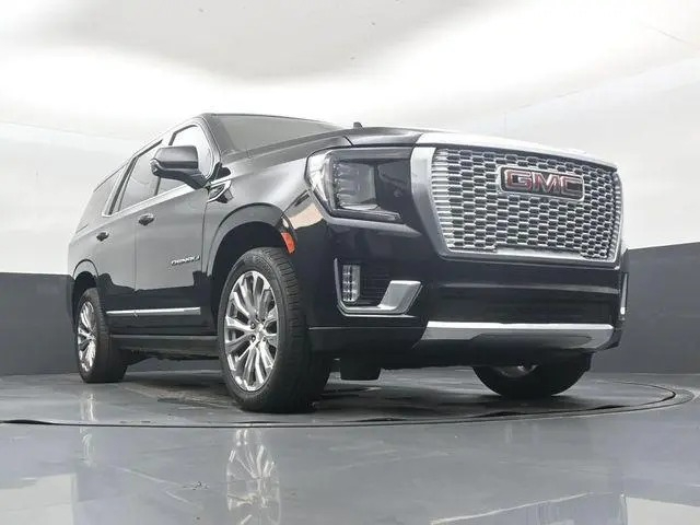 2022 GMC Yukon Denali photo 5