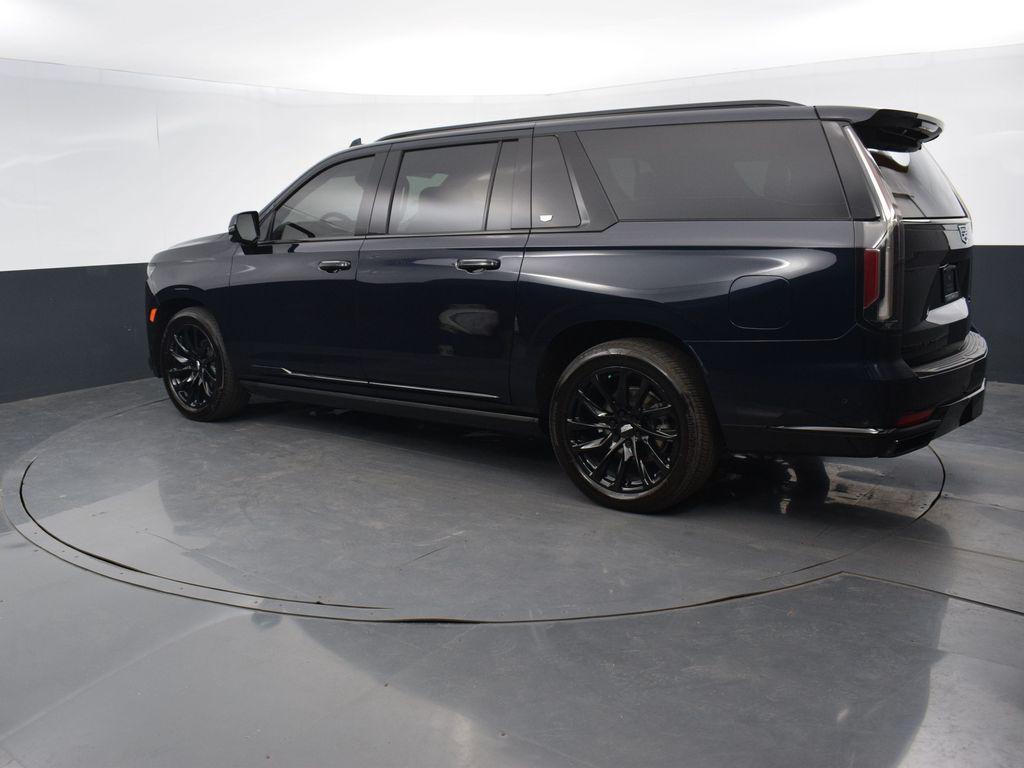 2023 Cadillac Escalade ESV Sport Platinum photo 6