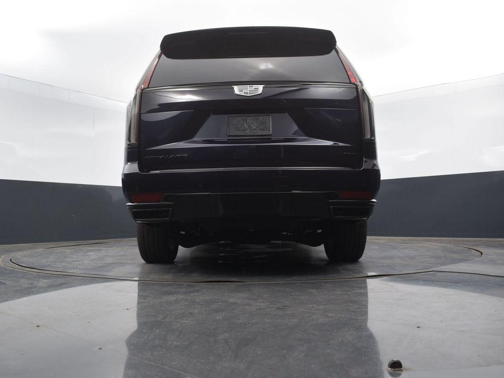 2023 Cadillac Escalade ESV Sport Platinum photo 8