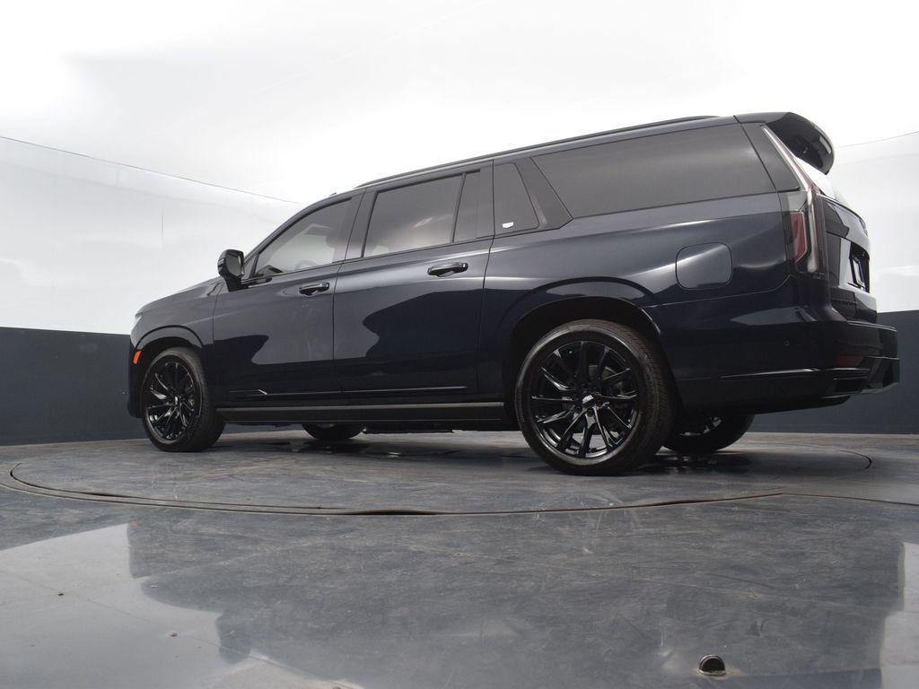 2023 Cadillac Escalade ESV Sport Platinum photo 10
